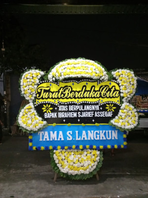 Papan Bunga Duka di Pakusari